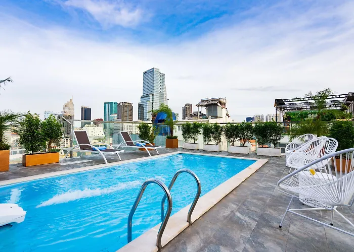 Jovia Hotel
